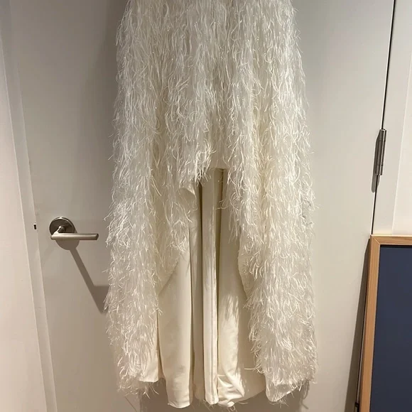 BCBG White Gown - Picture 3 of 12